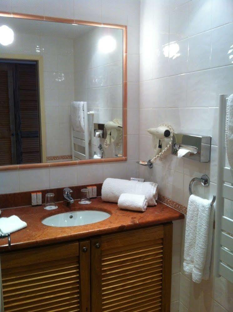 Hostellerie Le Baou Ramatuelle Bagian luar foto
