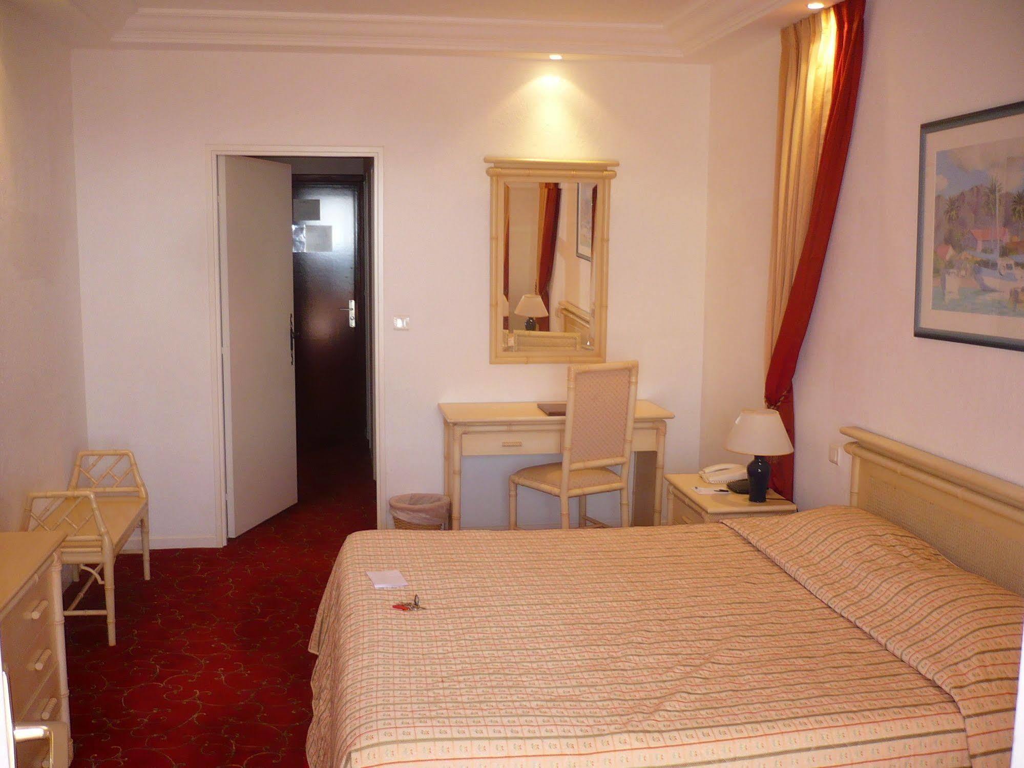 Hostellerie Le Baou Ramatuelle Bagian luar foto